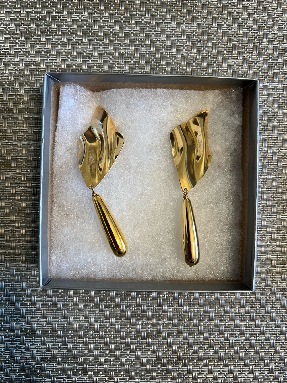 New in Box! Nordstrom Gold Vermeil Sculptural Drop Earrings